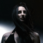 news_2024-06-01_Eleine-single-Suffering