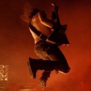 news_2026-04-22_Airbourne single Alive After Death (Last Plane Out)
